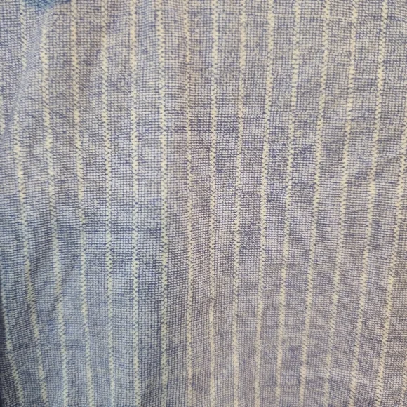 ⭐️40% Off⭐️ Old Navy Avocado & Pineapple Print Button Down Shirt - Picture 8 of 12